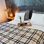 House Marly With Private Pool Vakantiehuis Kras