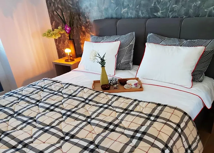 House Marly With Private Pool Holiday home Kras