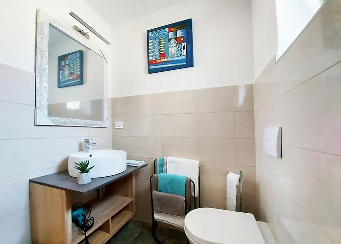 House Marly With Private Pool 度假居 Kras