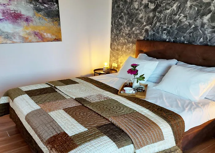 House Marly With Private Pool